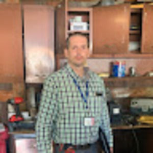 Meet your Posher, Eric